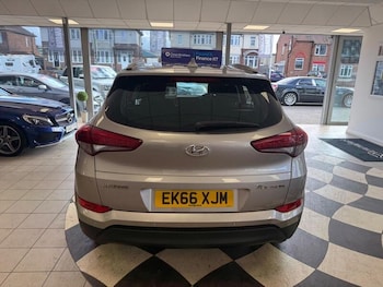 Used Hyundai TUCSON 2016 for sale - 79342552: Photo