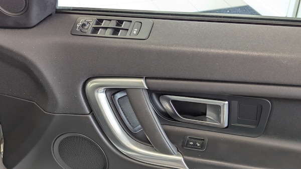 Used Land Rover Discovery Sport for sale - 75105851: Photo 26