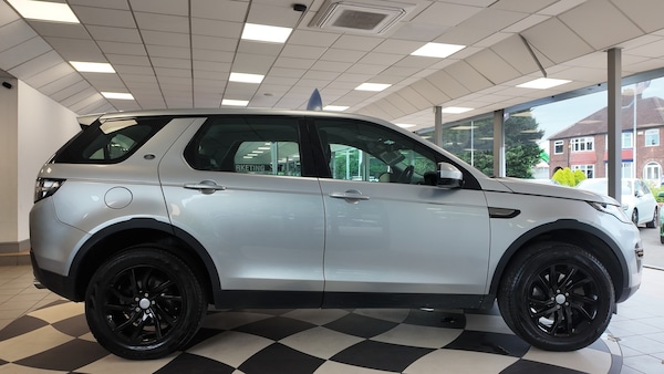 Used Land Rover Discovery Sport for sale - 75105851: Photo 5
