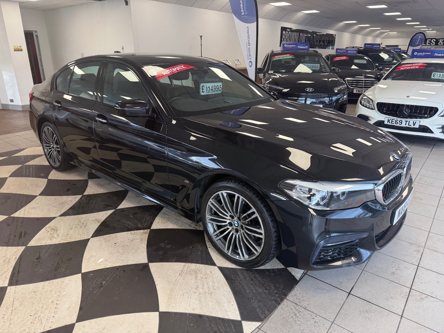 Used BMW 5 Series 2018 for sale - 77903611: Photo 1