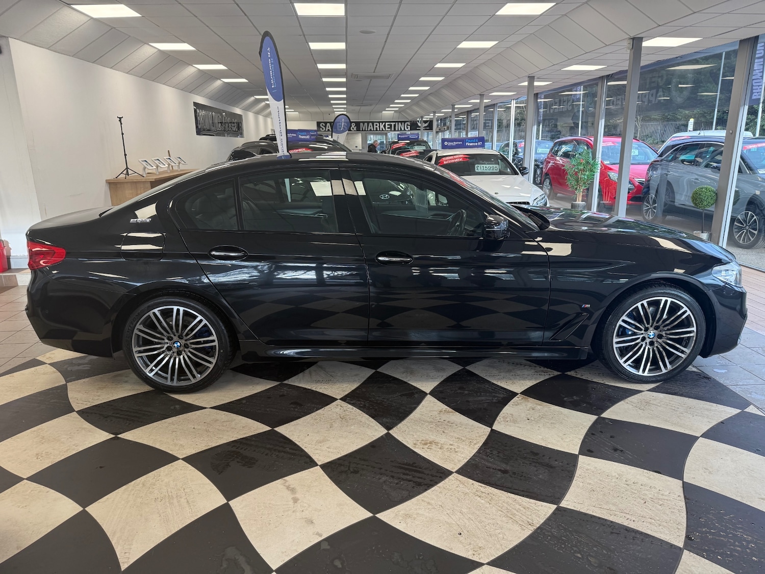 Used BMW 5 Series 2018 for sale - 77903611: Photo 4
