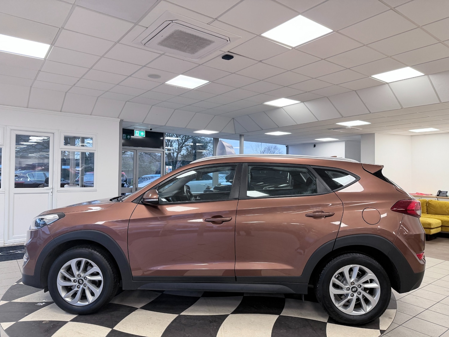 Used Hyundai TUCSON 2017 for sale - 77086261: Photo 4