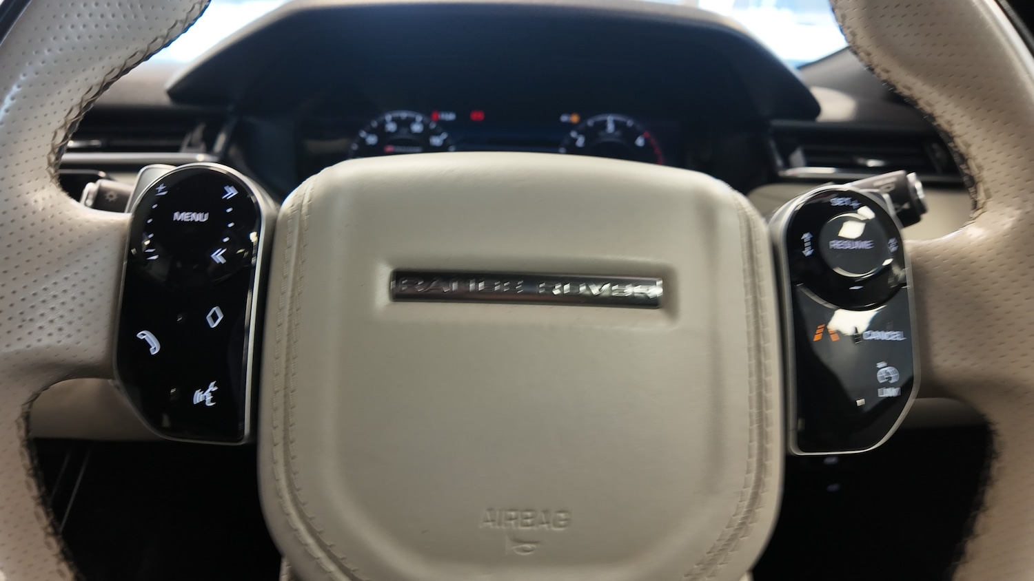 Used Land Rover Range Rover Velar 2018 for sale - 77431616: Photo 21