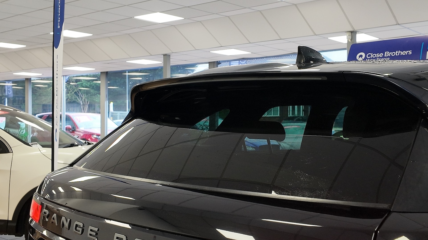 Used Land Rover Range Rover Velar 2018 for sale - 77431616: Photo 32