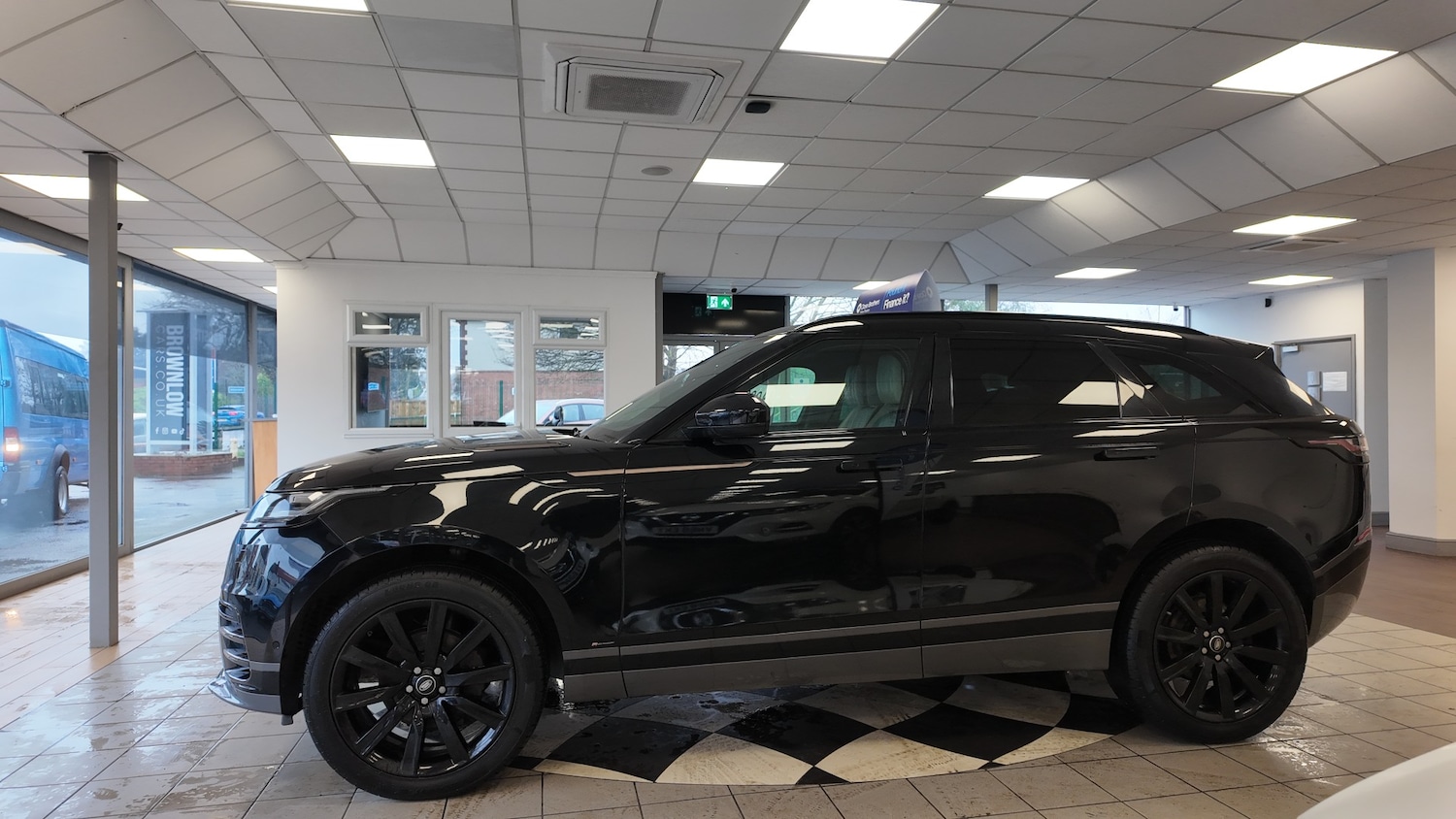 Used Land Rover Range Rover Velar 2018 for sale - 77431616: Photo 4