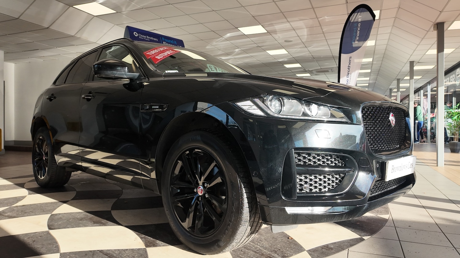 Used Jaguar F-Pace 2017 for sale - 76598880: Photo 1