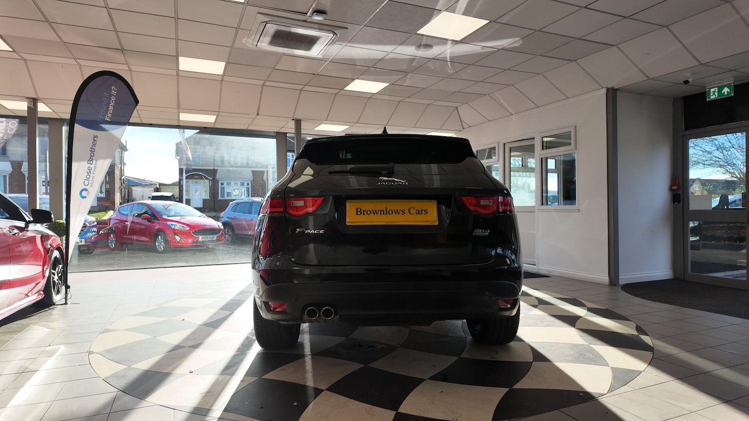 Used Jaguar F-Pace 2017 for sale - 76598880: Photo 5