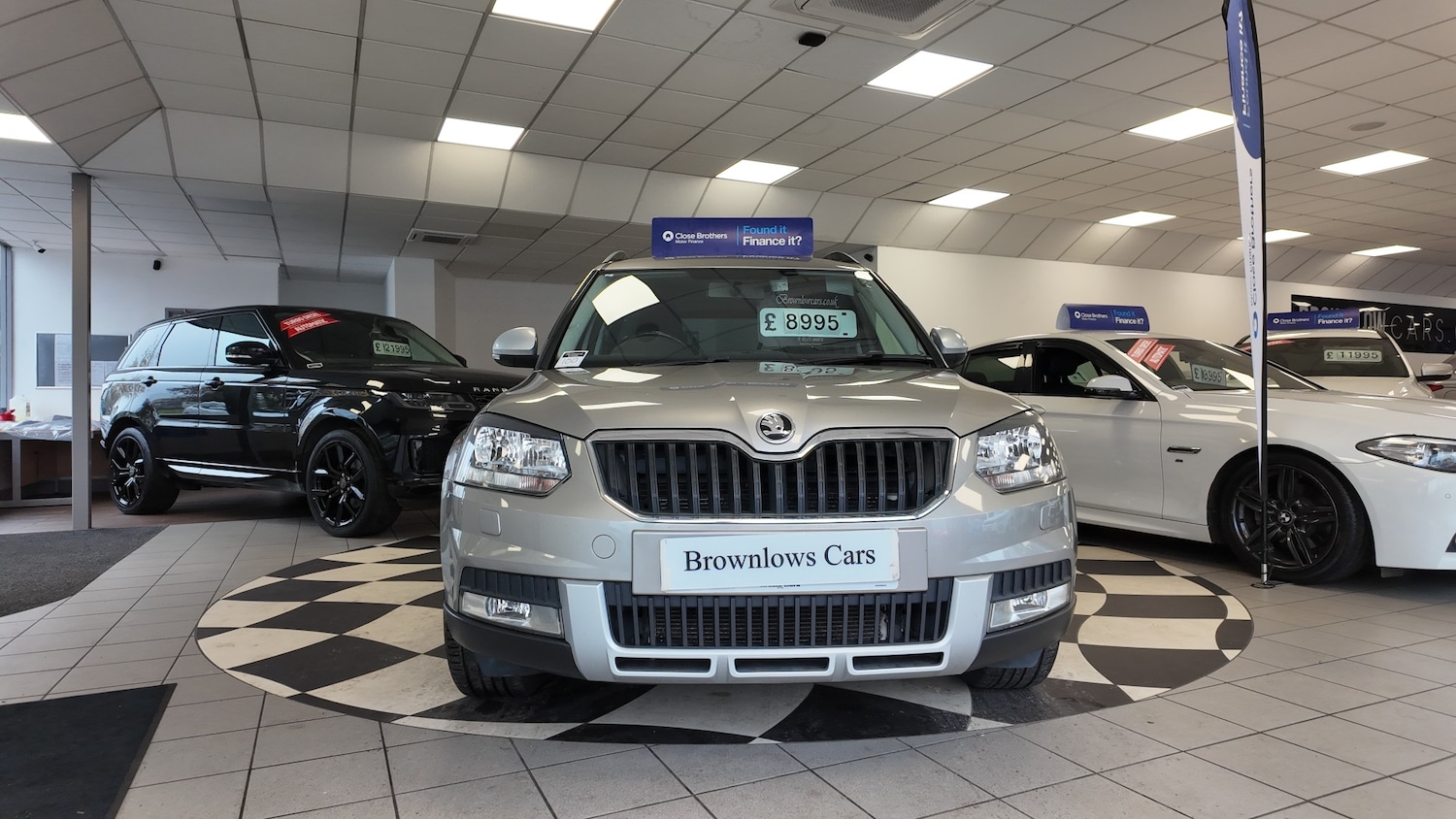 Used Skoda Yeti 2014 for sale - 76504555: Photo 2