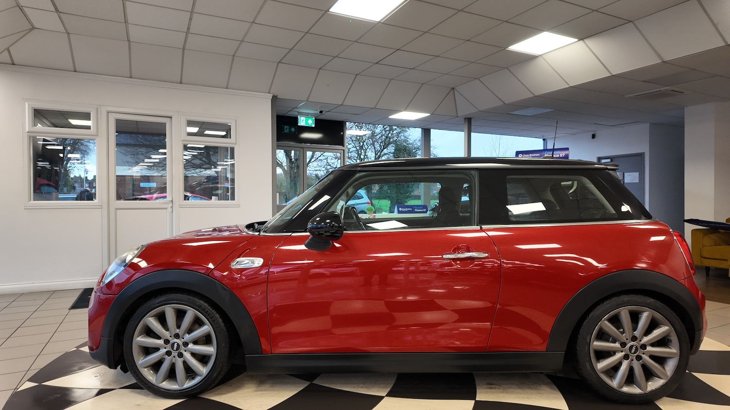 Used MINI Hatch 2014 for sale - 76762238: Photo 4
