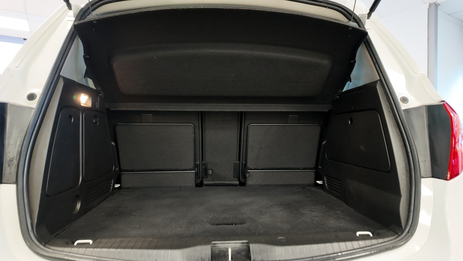 Used Vauxhall Meriva 2016 for sale - 76422138: Photo 28