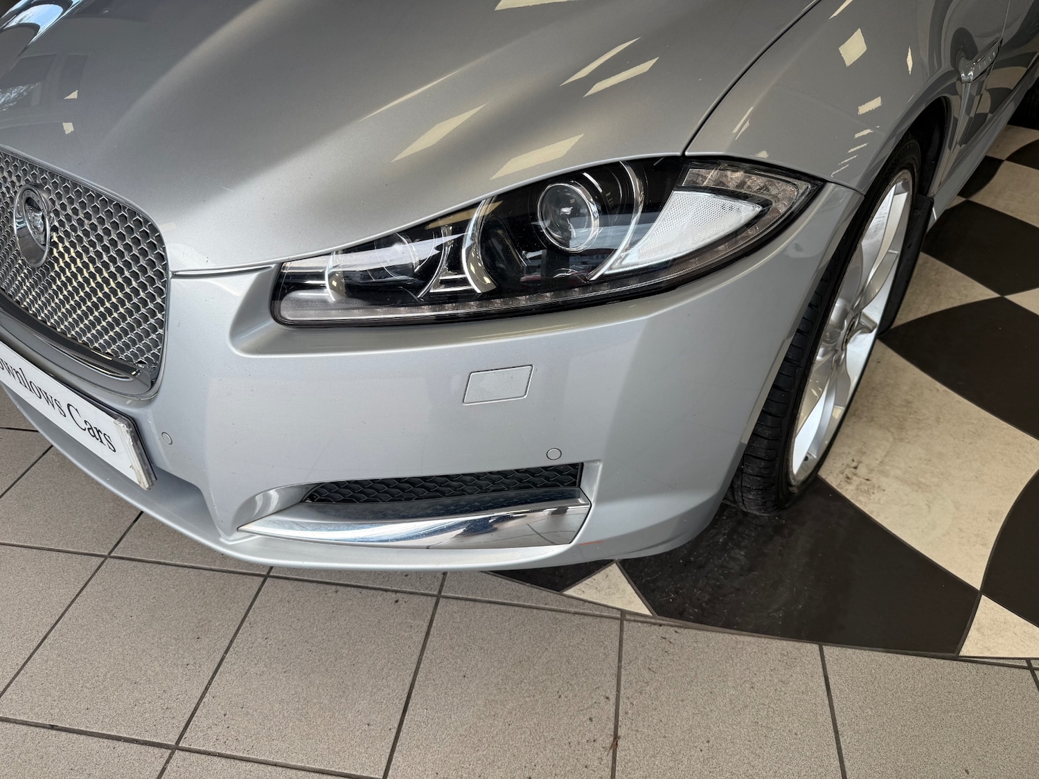 Used Jaguar XF 2012 for sale - 76554871: Photo 14
