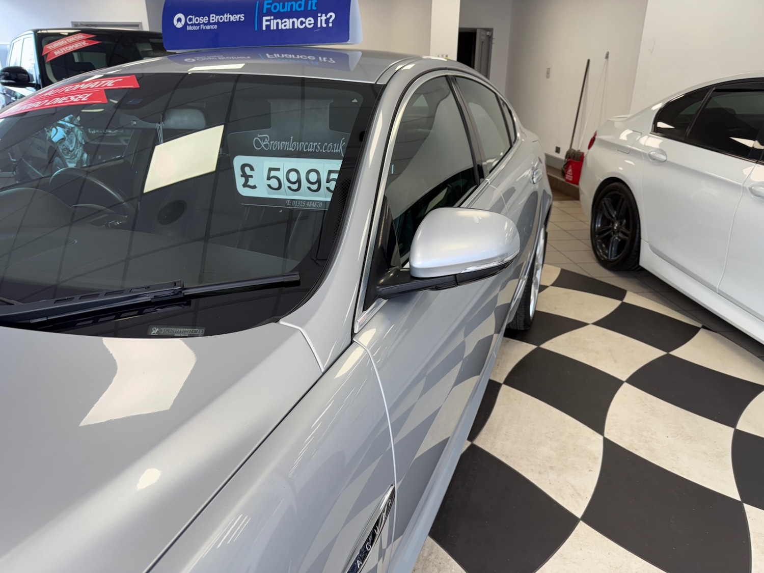 Used Jaguar XF 2012 for sale - 76554871: Photo 15