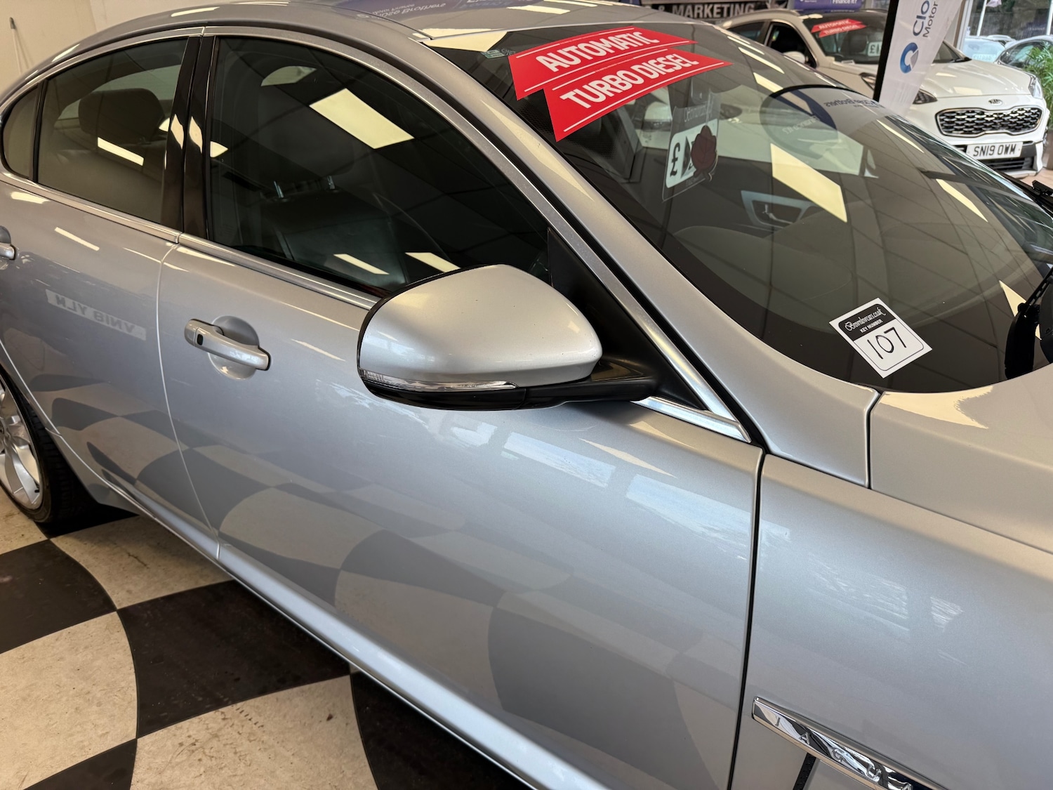 Used Jaguar XF 2012 for sale - 76554871: Photo 9