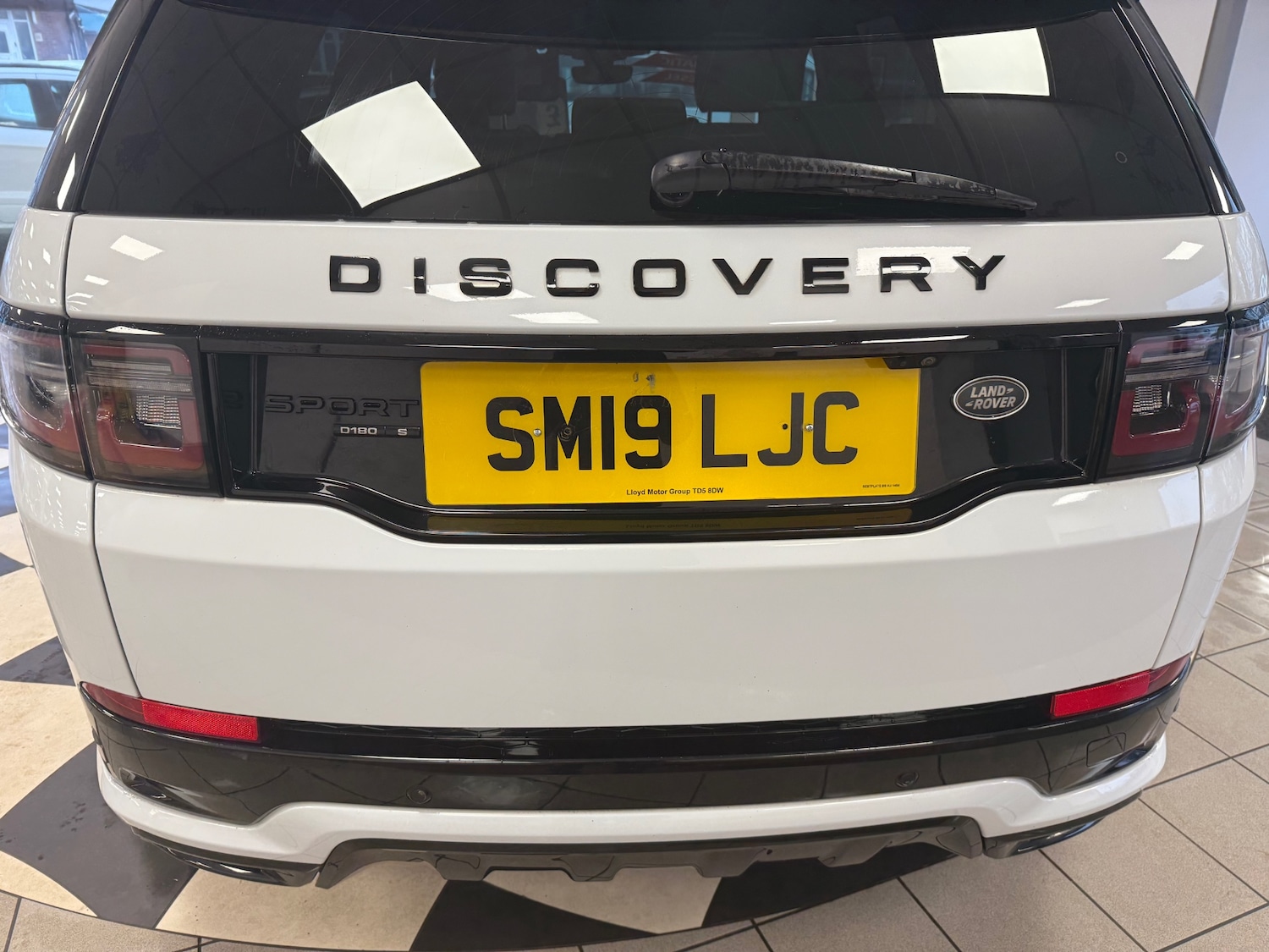 Used Land Rover Discovery Sport 2019 for sale - 76945964: Photo 19