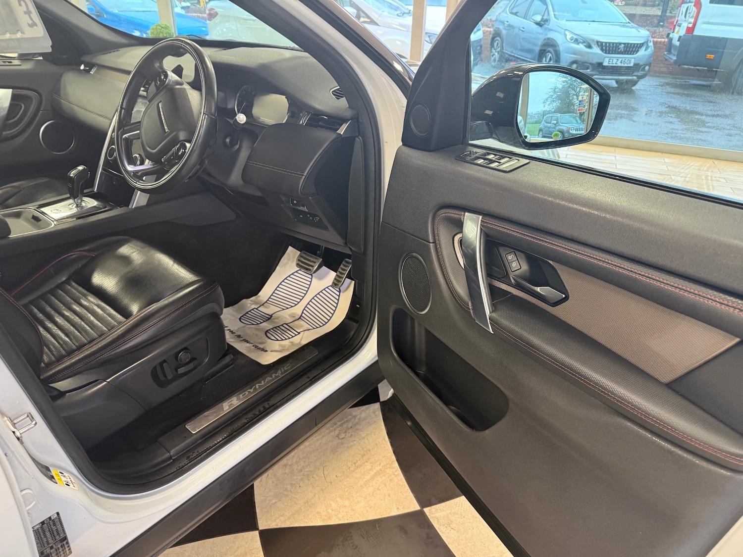 Used Land Rover Discovery Sport 2019 for sale - 76945964: Photo 21