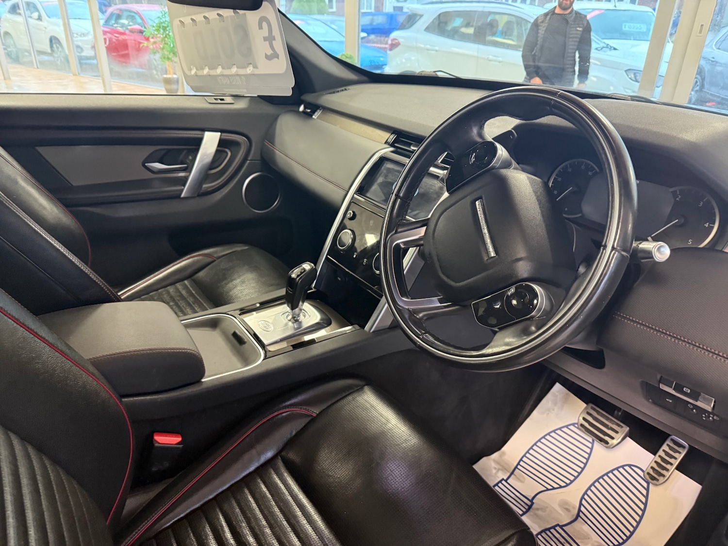 Used Land Rover Discovery Sport 2019 for sale - 76945964: Photo 25