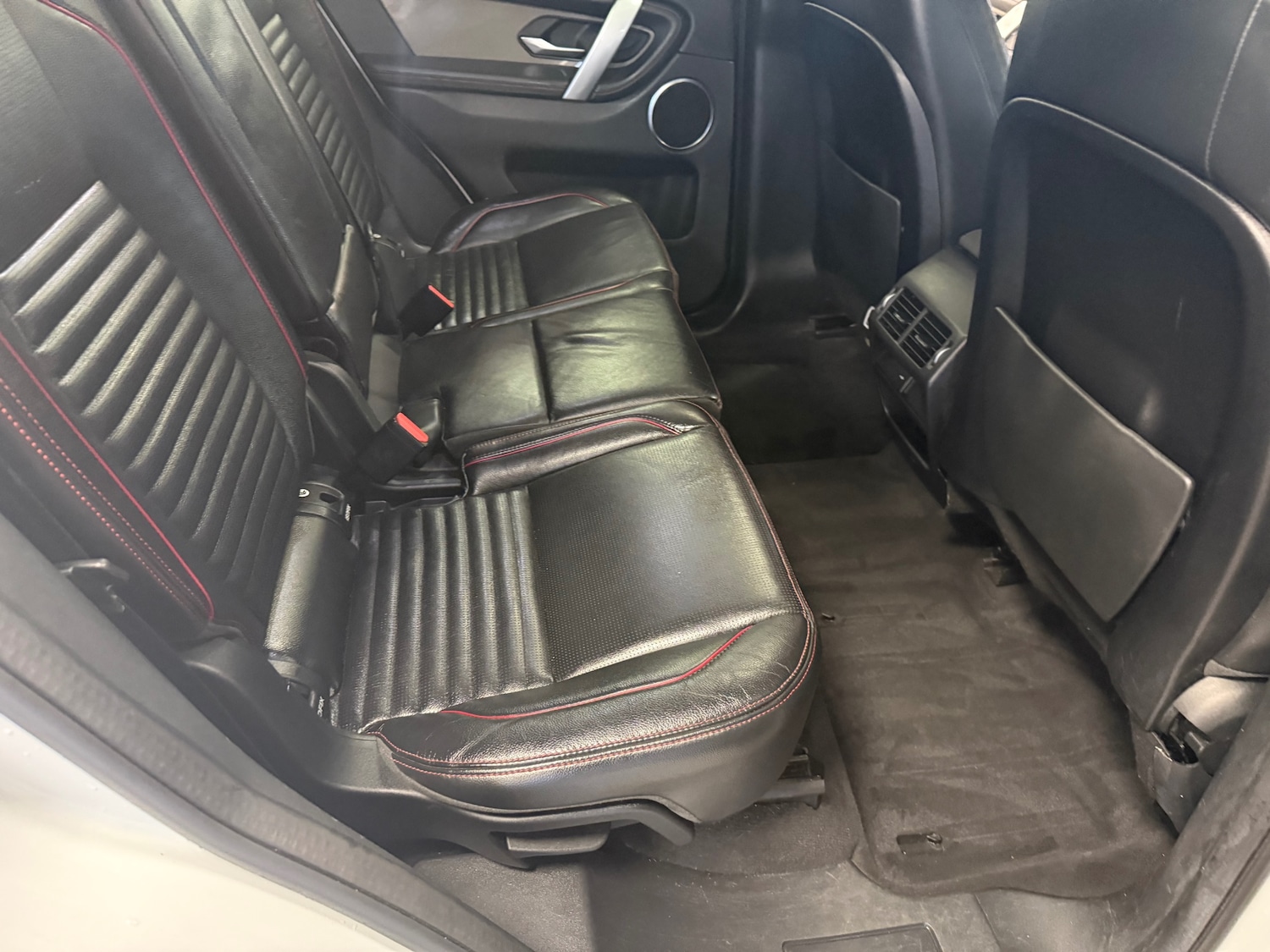 Used Land Rover Discovery Sport 2019 for sale - 76945964: Photo 33