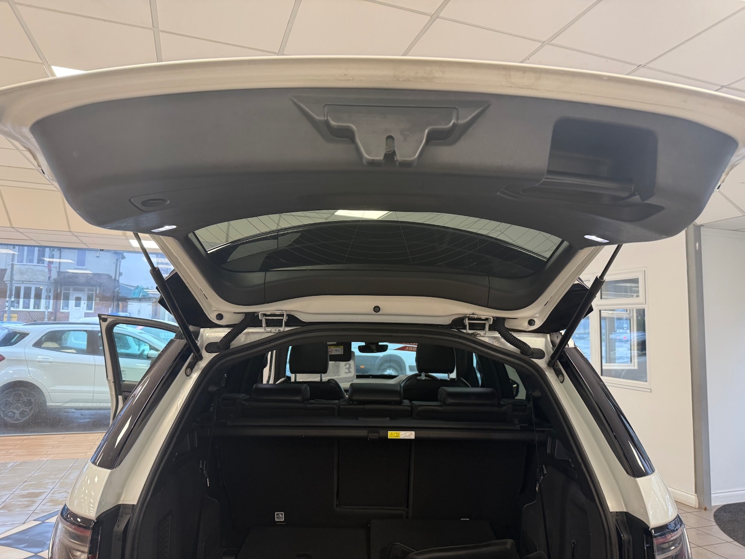 Used Land Rover Discovery Sport 2019 for sale - 76945964: Photo 36