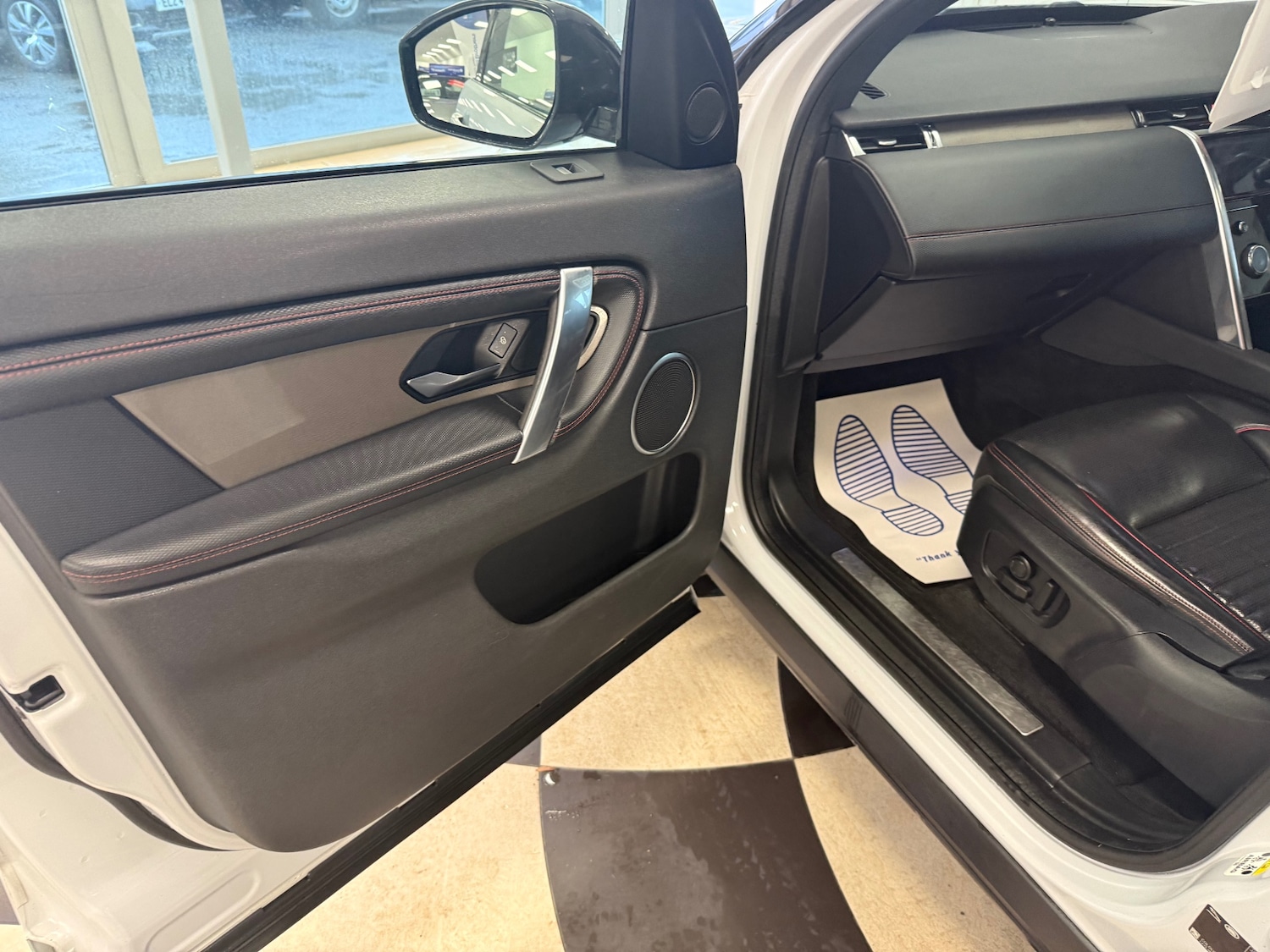 Used Land Rover Discovery Sport 2019 for sale - 76945964: Photo 42