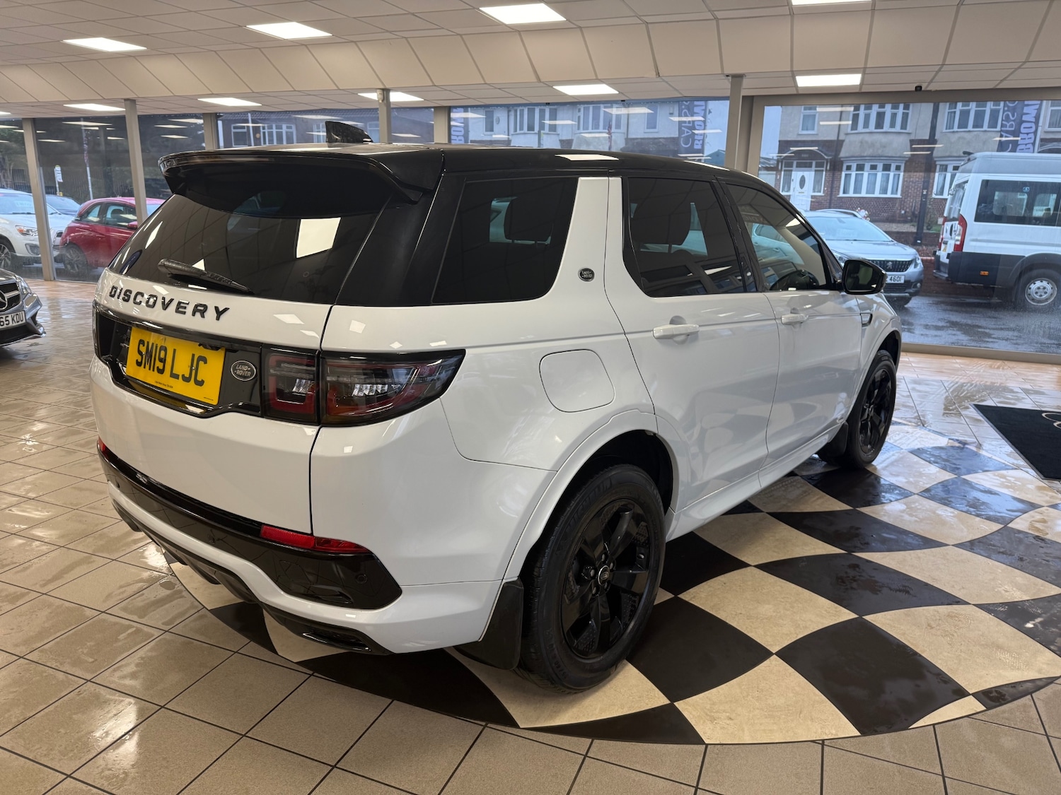 Used Land Rover Discovery Sport 2019 for sale - 76945964: Photo 9