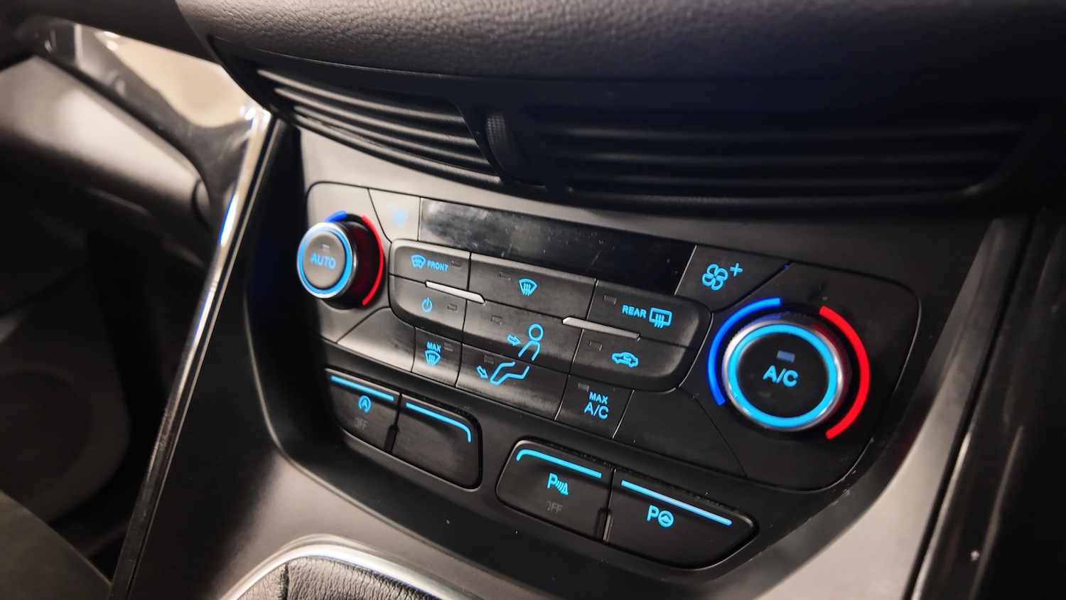 Used Ford Kuga 2019 for sale - 76796599: Photo 14