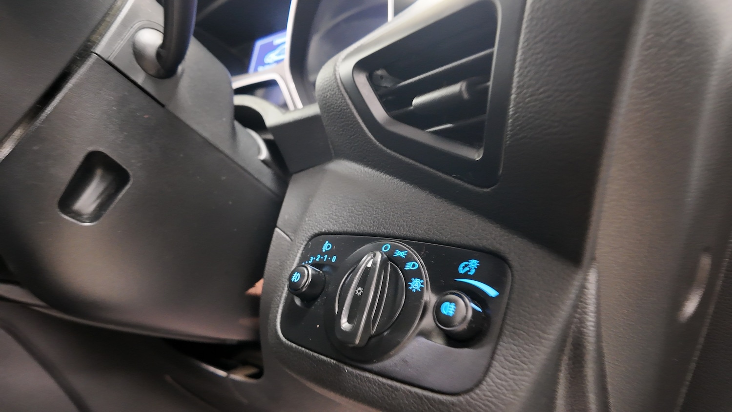 Used Ford Kuga 2019 for sale - 76796599: Photo 19