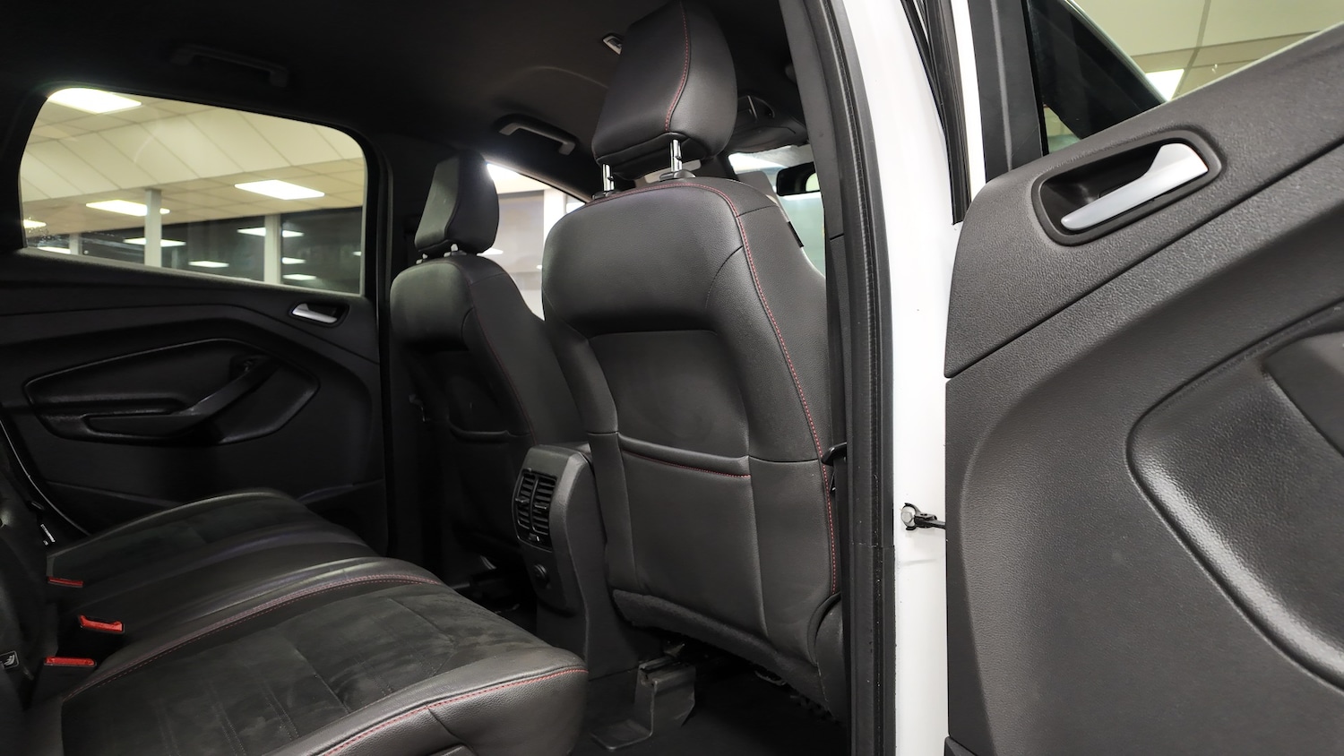 Used Ford Kuga 2019 for sale - 76796599: Photo 25