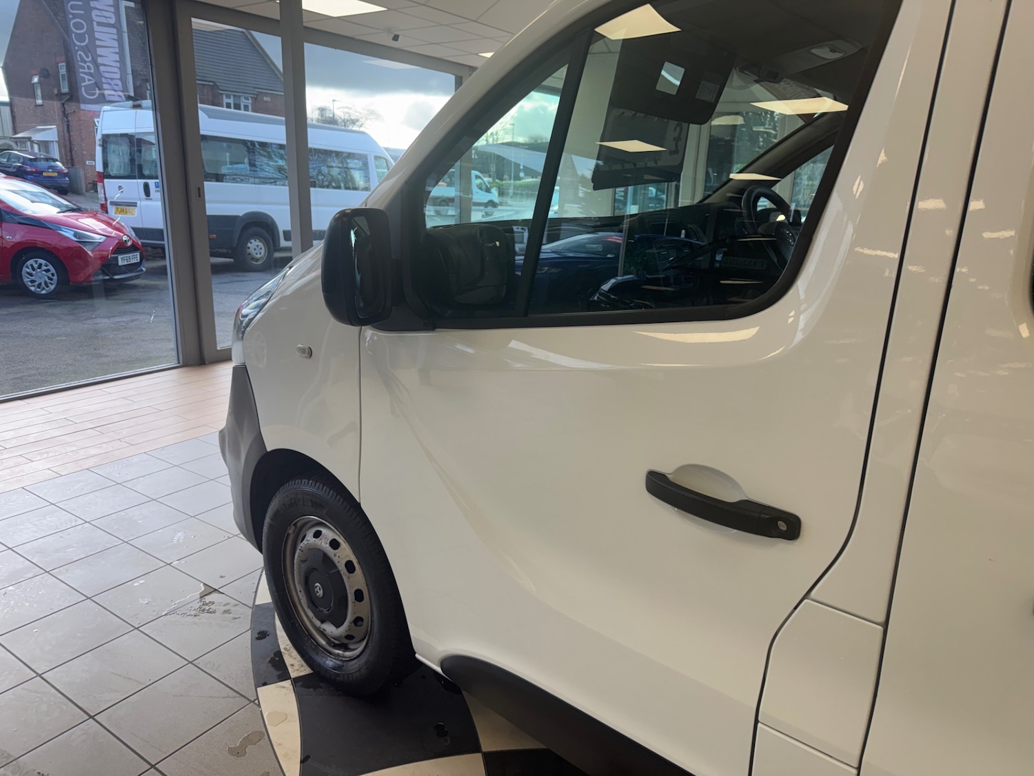 Used Vauxhall Vivaro 2017 for sale - 77568714: Photo 15