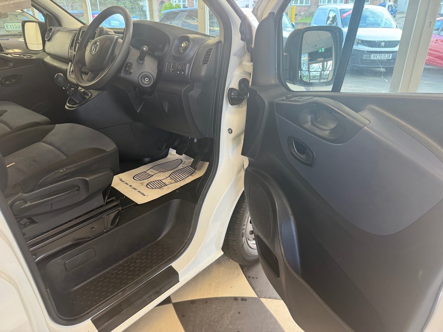 Used Vauxhall Vivaro 2017 for sale - 77568714: Photo 22