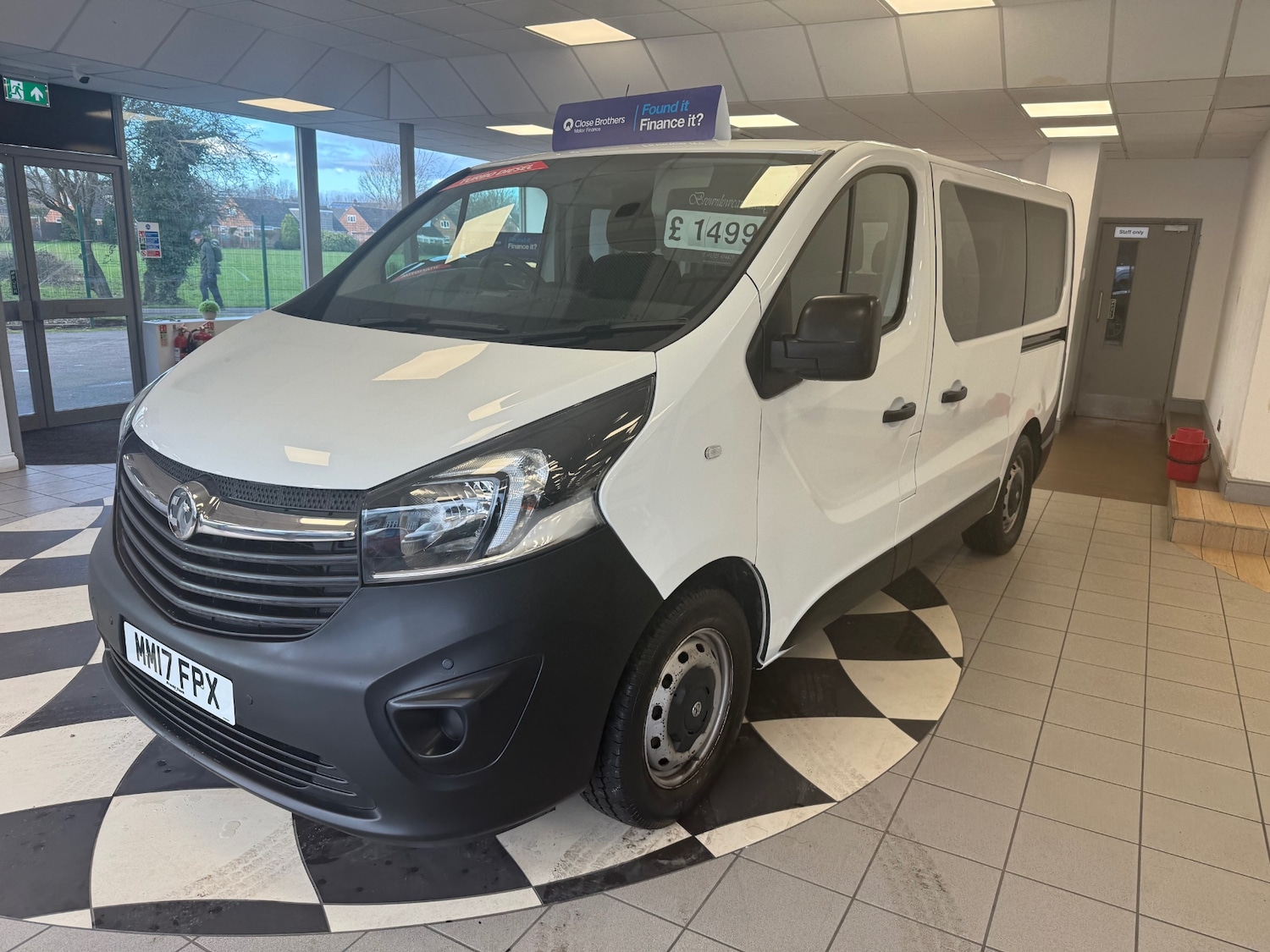 Used Vauxhall Vivaro 2017 for sale - 77568714: Photo 3