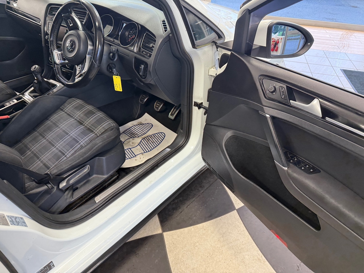 Used Volkswagen Golf 2015 for sale - 77023197: Photo 14