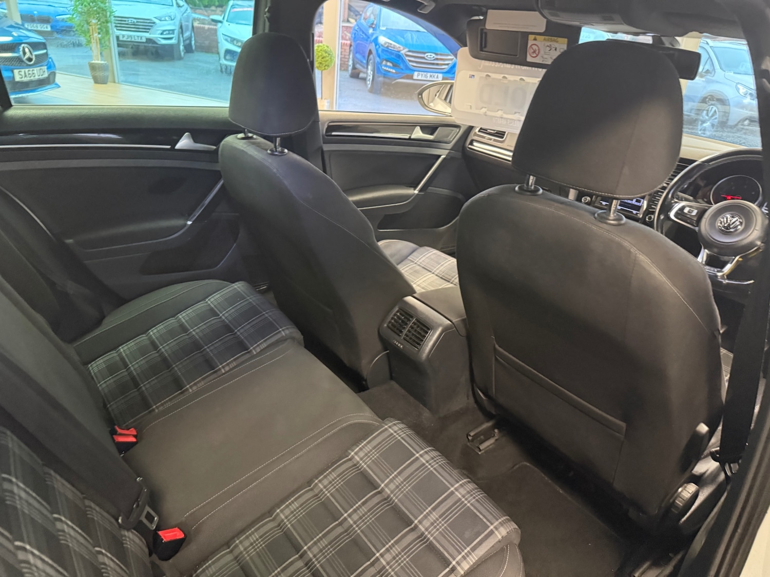 Used Volkswagen Golf 2015 for sale - 77023197: Photo 25