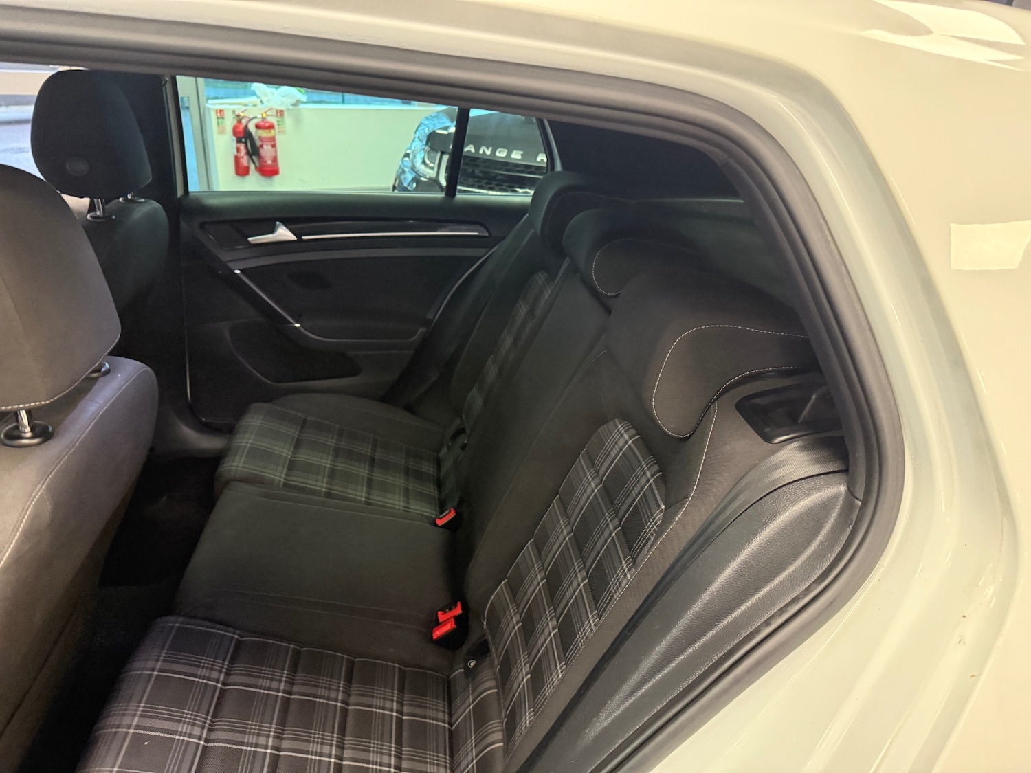 Used Volkswagen Golf 2015 for sale - 77023197: Photo 29