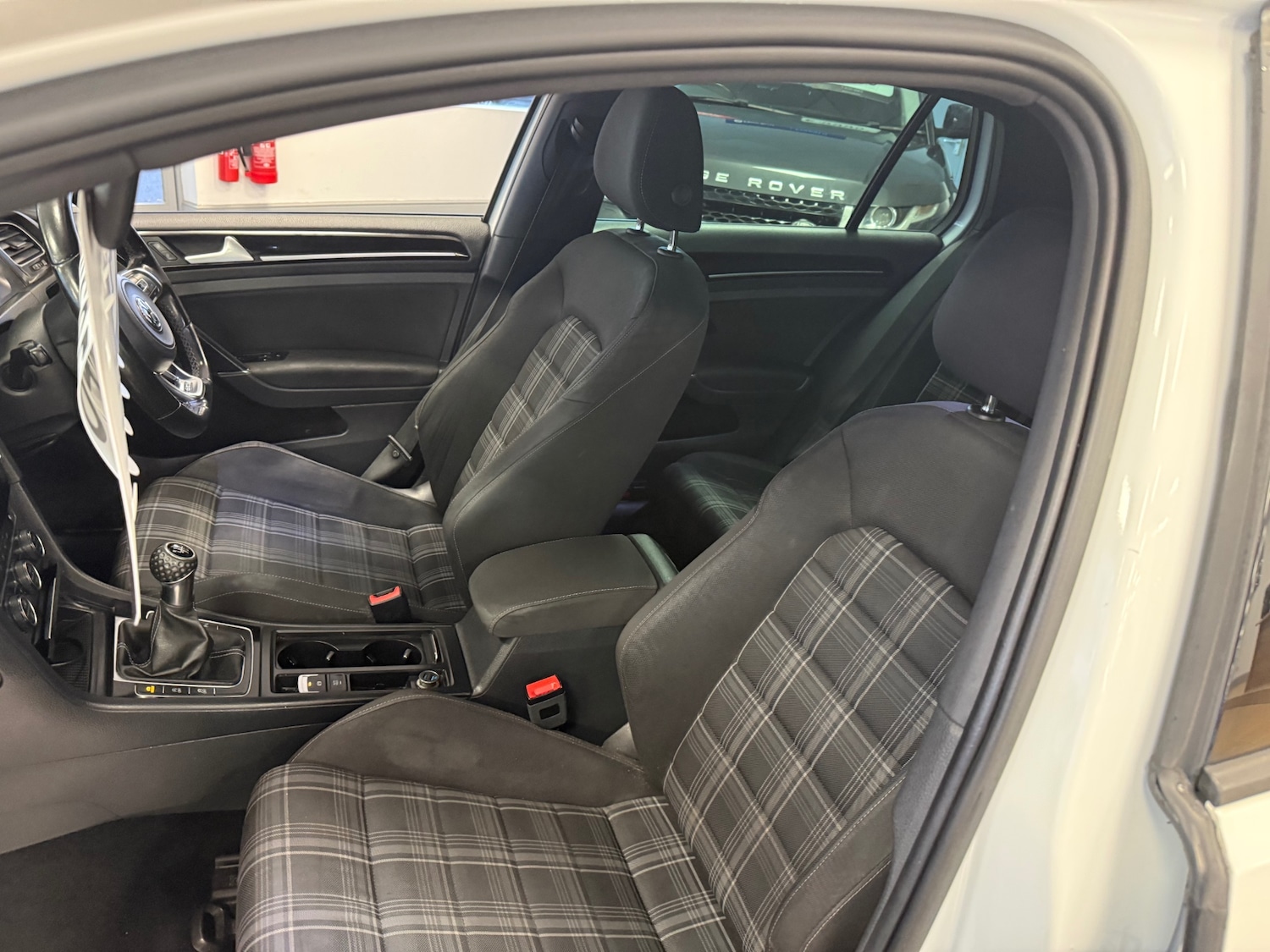 Used Volkswagen Golf 2015 for sale - 77023197: Photo 34