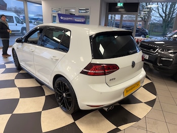 Used Volkswagen Golf 2015 for sale - 77023197: Photo