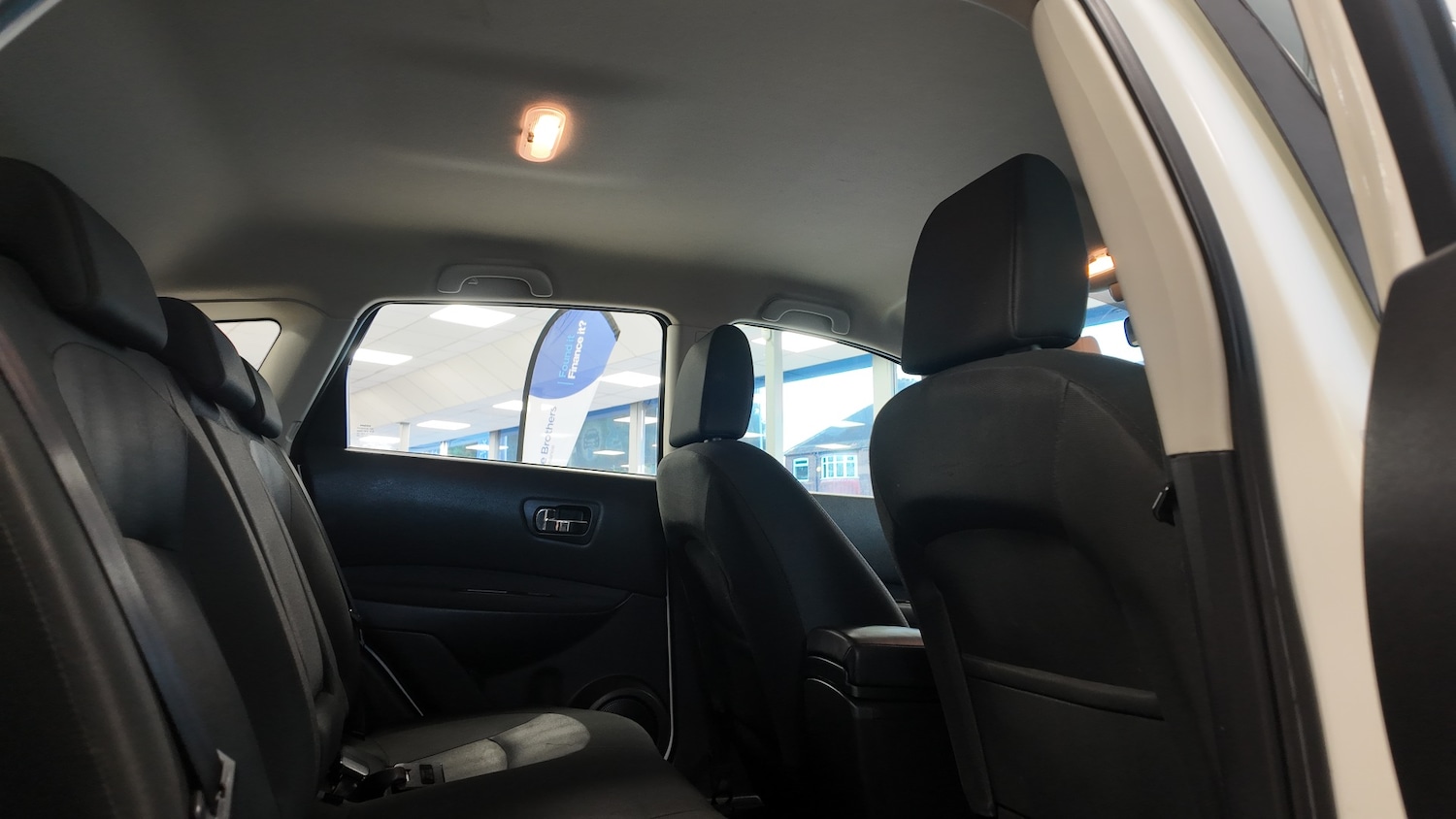 Used Nissan Qashqai 2011 for sale - 76905721: Photo 24