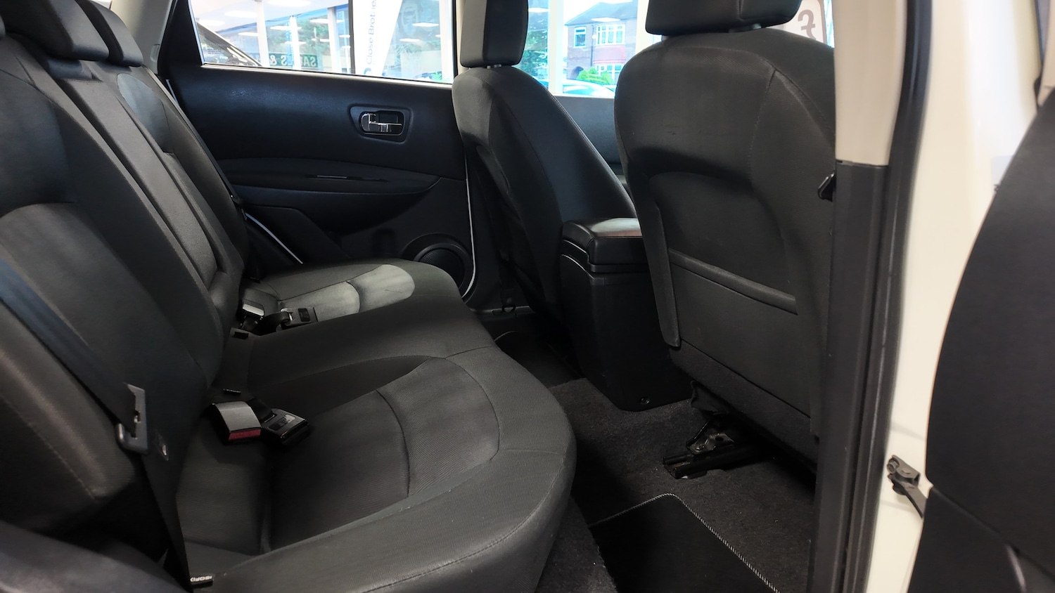 Used Nissan Qashqai 2011 for sale - 76905721: Photo 25