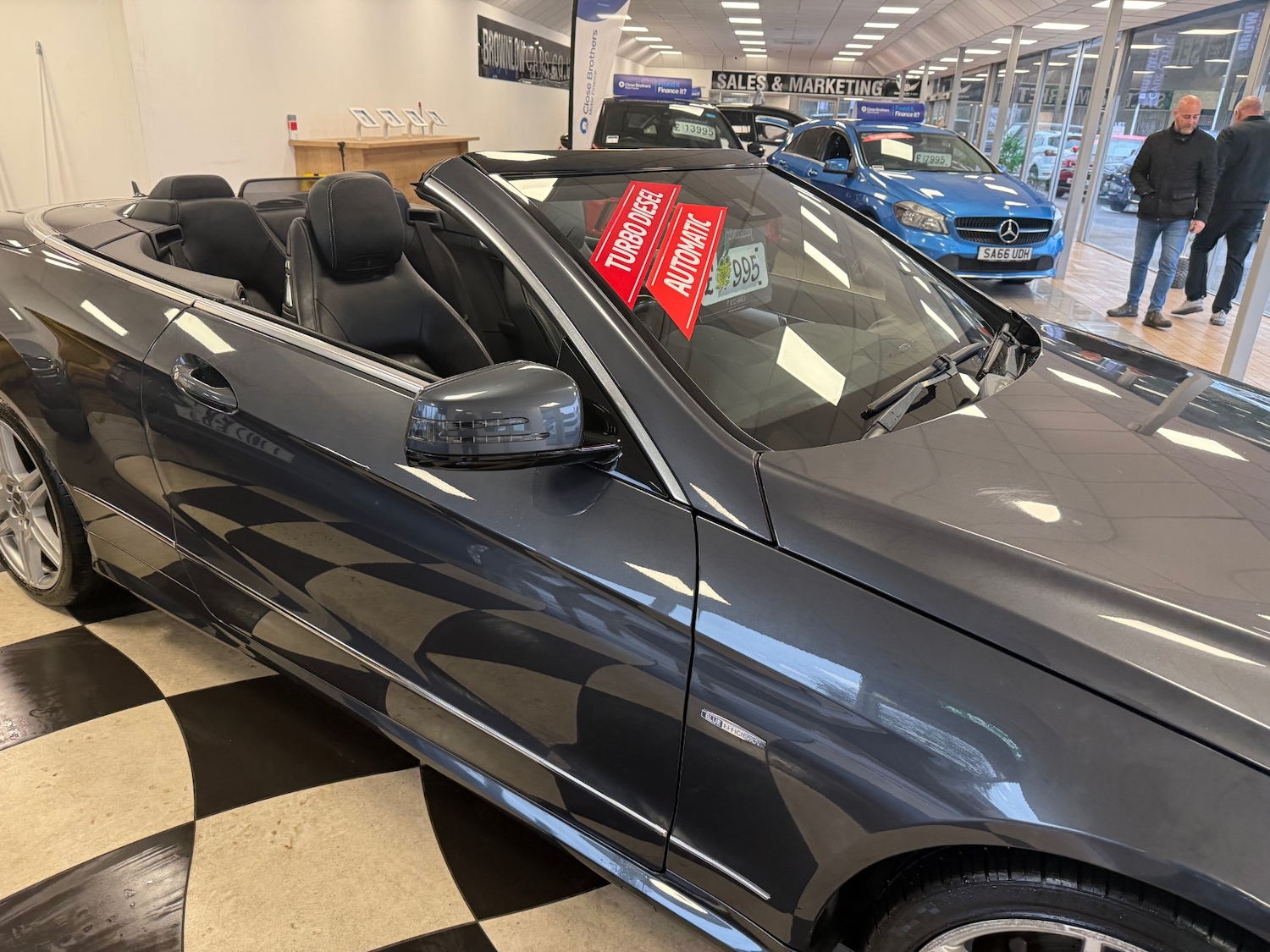 Used Mercedes-Benz E Class 2011 for sale - 77023480: Photo 11