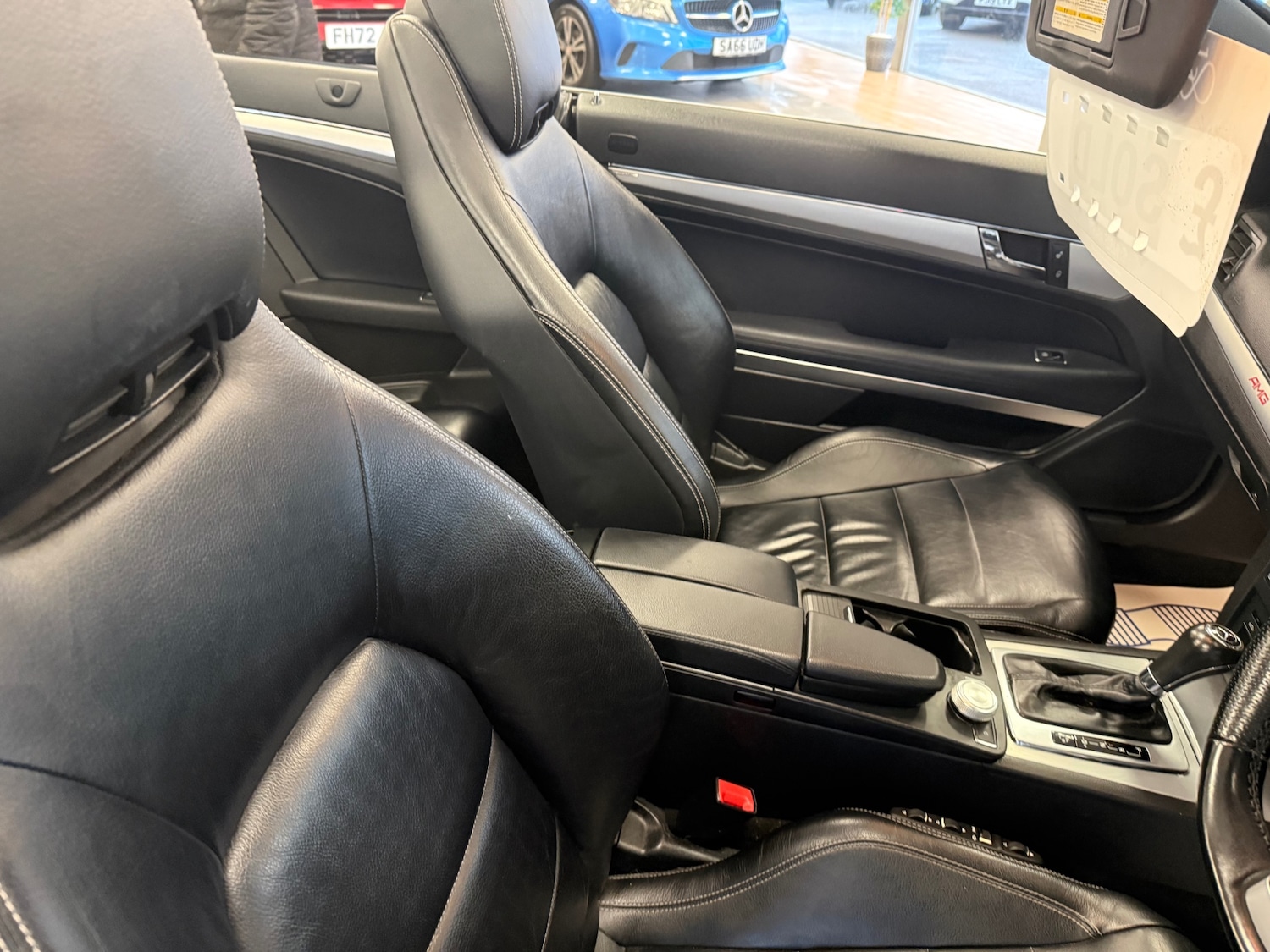 Used Mercedes-Benz E Class 2011 for sale - 77023480: Photo 24