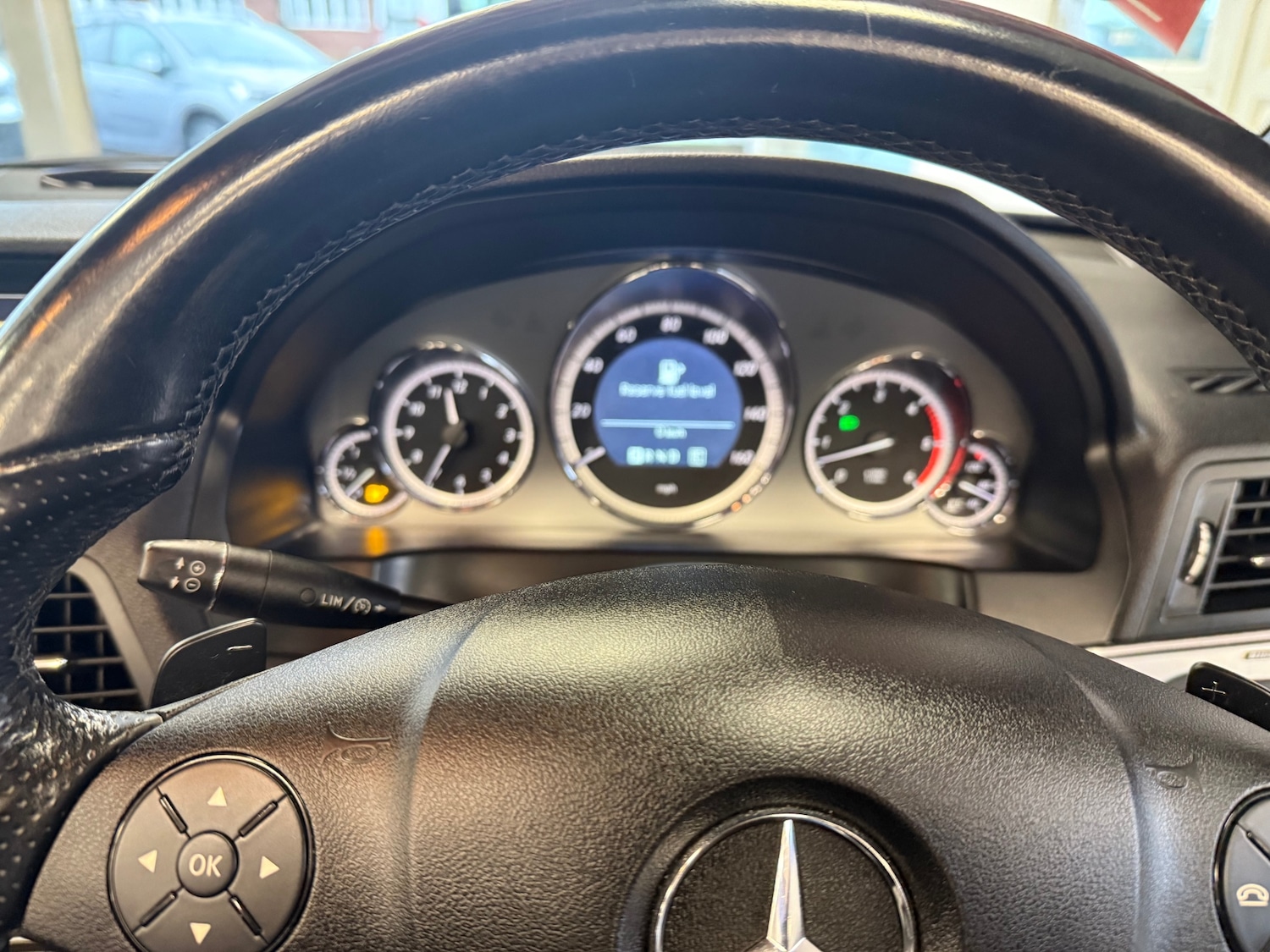 Used Mercedes-Benz E Class 2011 for sale - 77023480: Photo 26