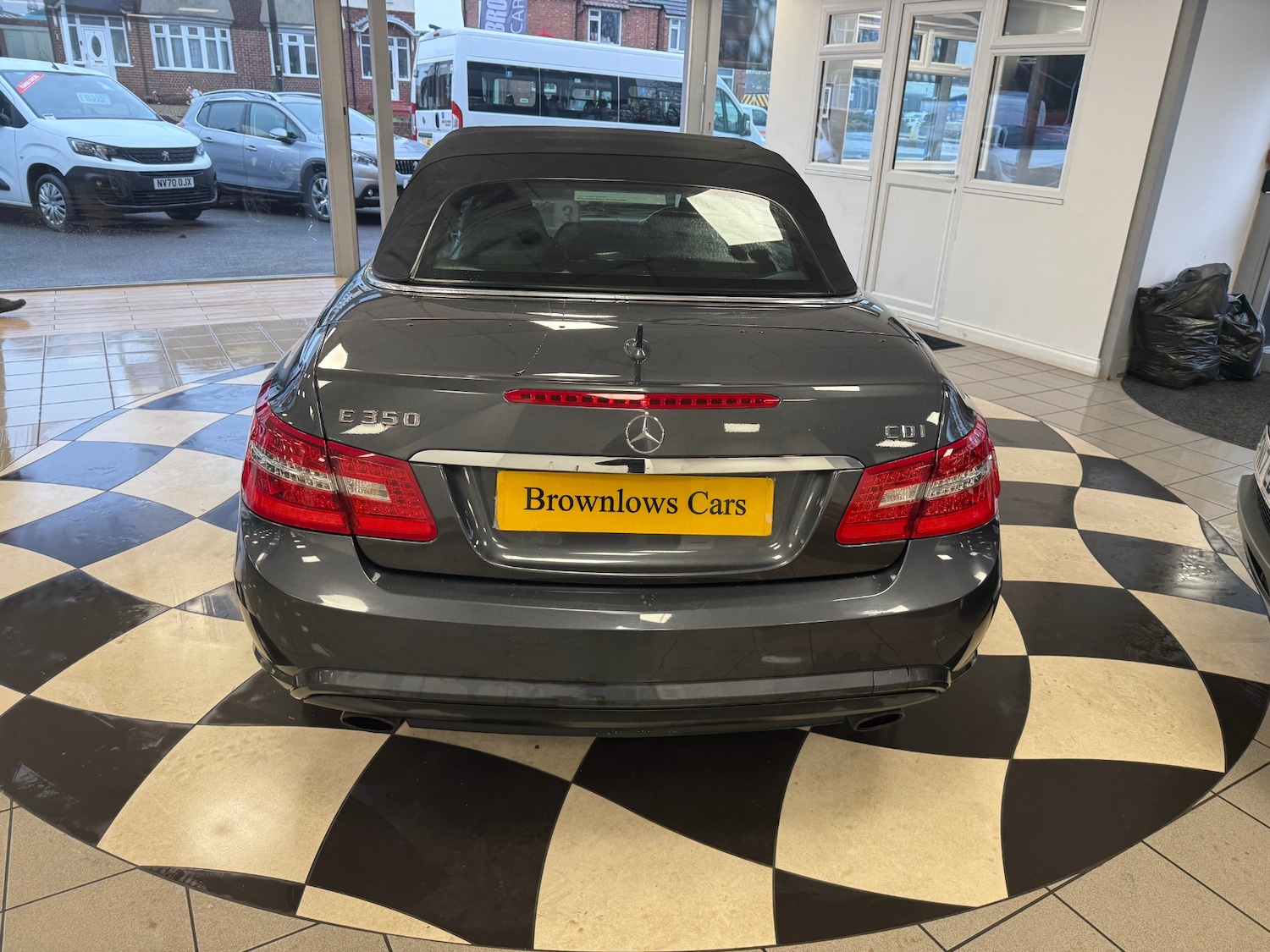 Used Mercedes-Benz E Class 2011 for sale - 77023480: Photo 44