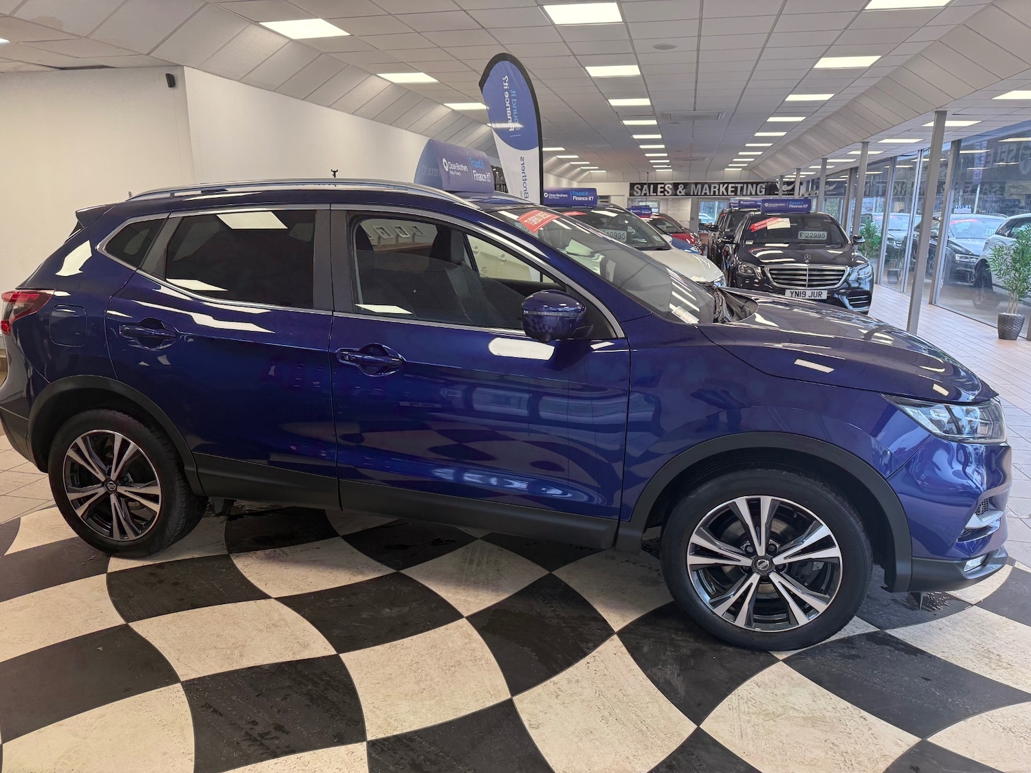 Used Nissan Qashqai 2018 for sale - 77678892: Photo 4