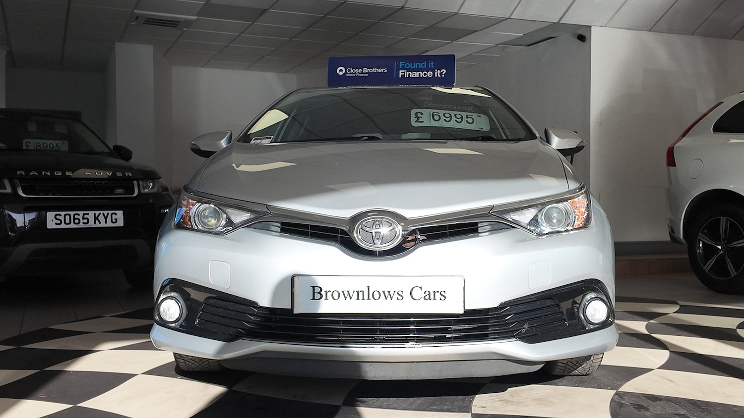 Used Toyota Auris 2016 for sale - 76382717: Photo 2
