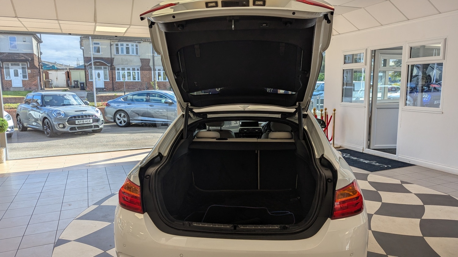 Vehicle 29