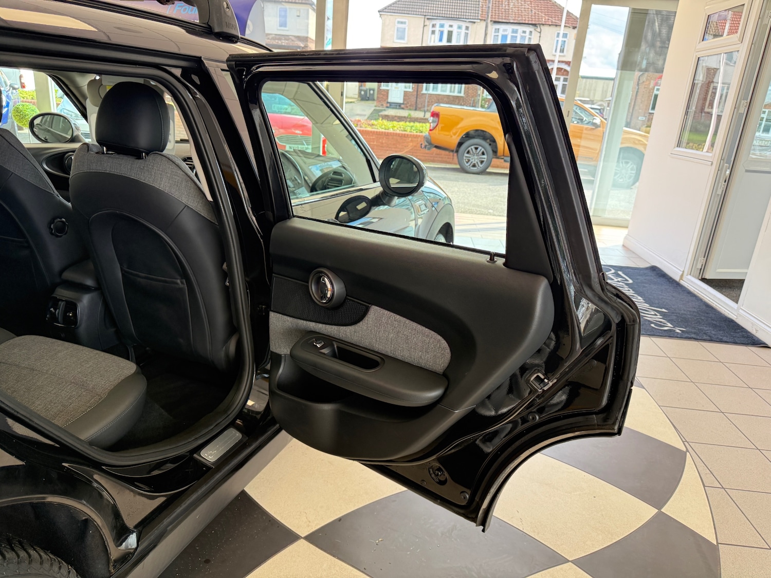 Used MINI Clubman 2015 for sale - 76037528: Photo 25