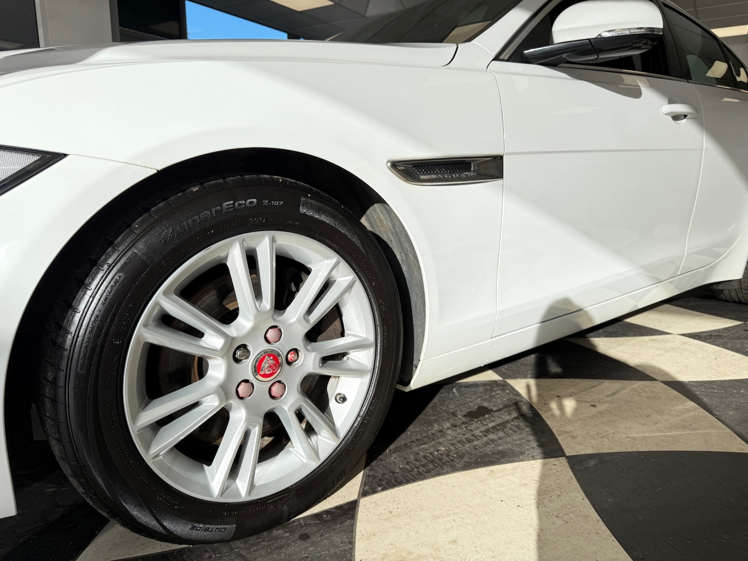 Used Jaguar XE 2017 for sale - 76374243: Photo 22