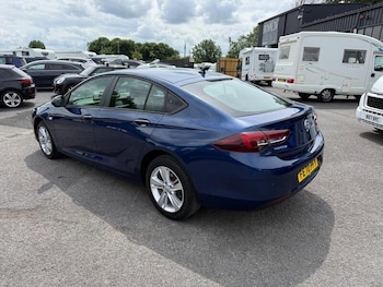 Used Vauxhall Insignia 2020 for sale - 79342592: Photo