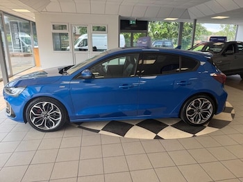 Used Ford Focus 2023 for sale - 79342615: Photo