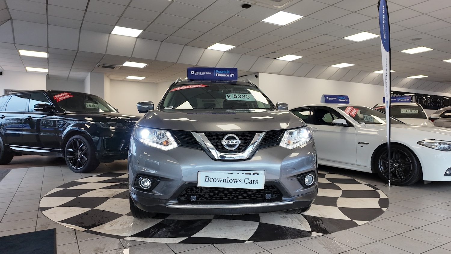 Used Nissan X-Trail 2016 for sale - 76566227: Photo 2