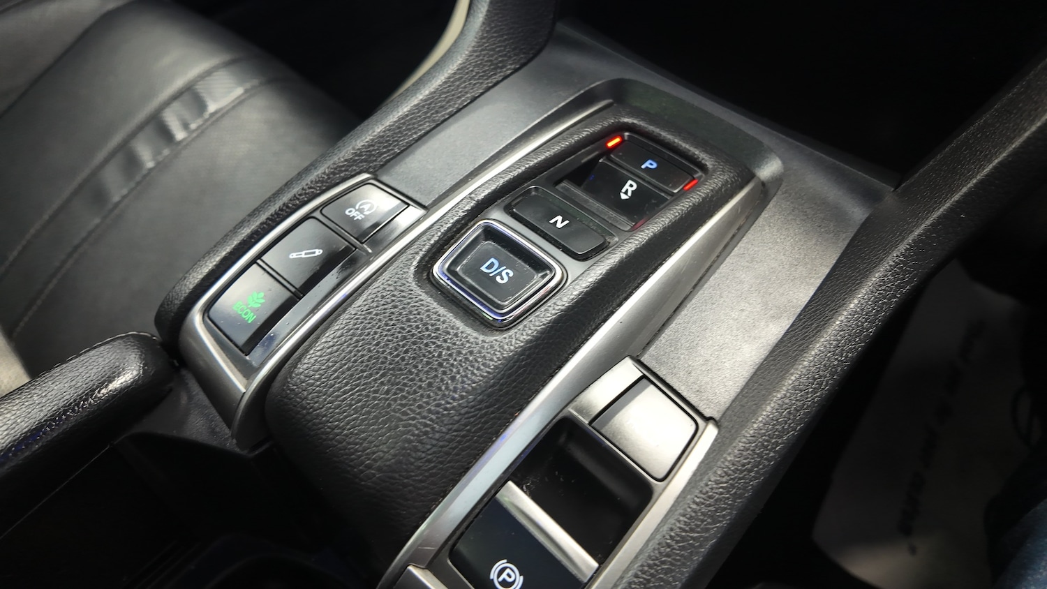 Used Honda Civic 2018 for sale - 76706217: Photo 18